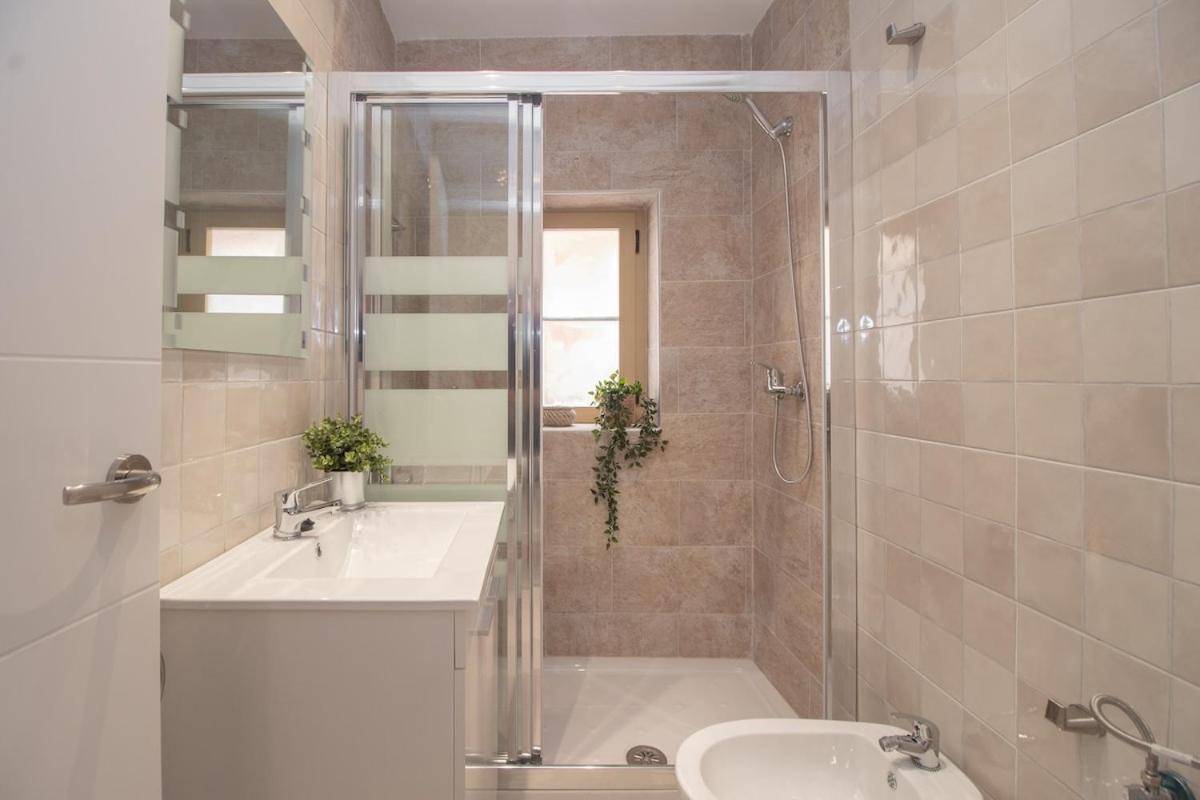 C93 - Trendy Two Bedrooms In Ollerias Málaga Exterior foto